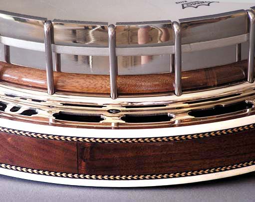 Walnut Bluegrass Pot